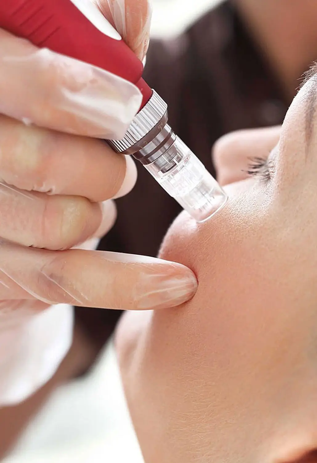 Aquafacial-Behandlung von Nataschas Beautypalast