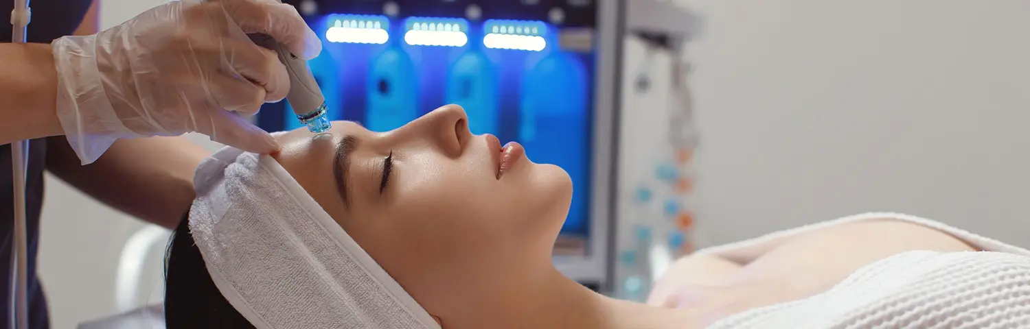 Aquafacial-Behandlung von Nataschas Beautypalast