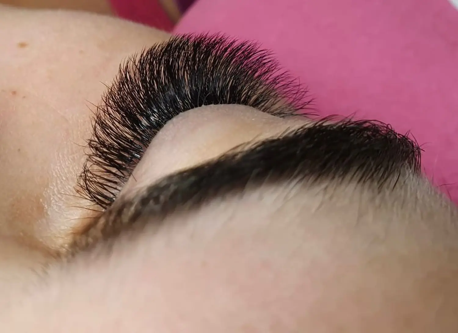Wimpernlifting Inkl. Färben von Nataschas Beautypalast